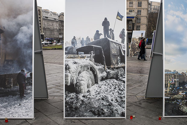 En flot udstilling af billeder fra oprøret i Kiev. © Foto: Henrik Bo